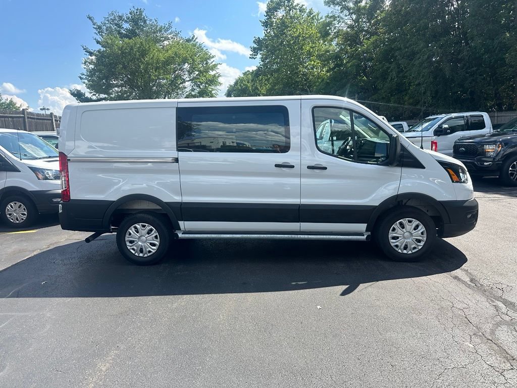 Certified 2025 Ford Transit 250 Low Roof w/ Exterior Upgrade Package RWD image 4