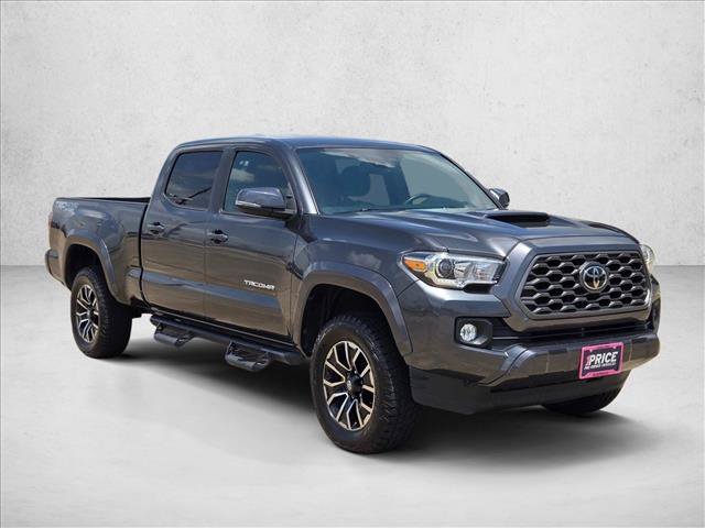 Used 2020 Toyota Tacoma TRD Sport AWD/4WD image 3
