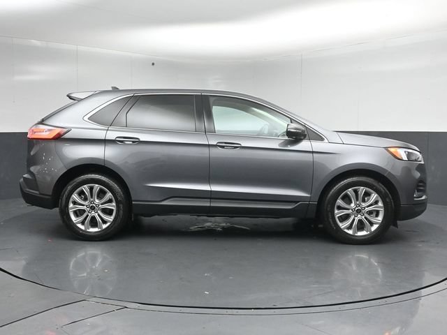 Certified 2024 Ford Edge Titanium AWD/4WD image 8