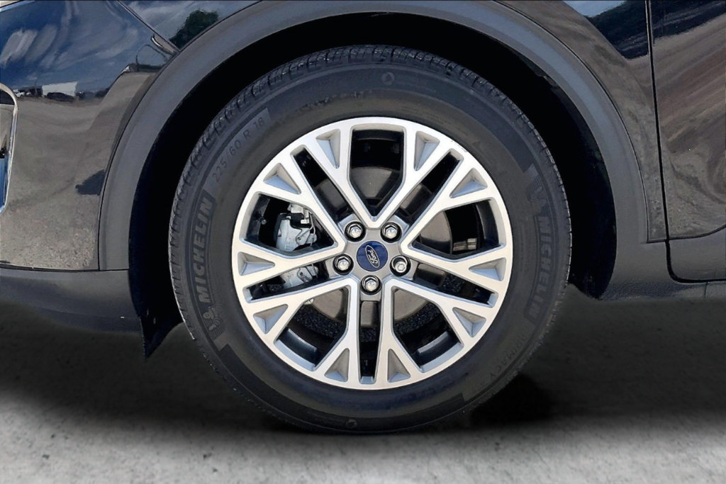Certified 2022 Ford Escape SEL FWD image 31