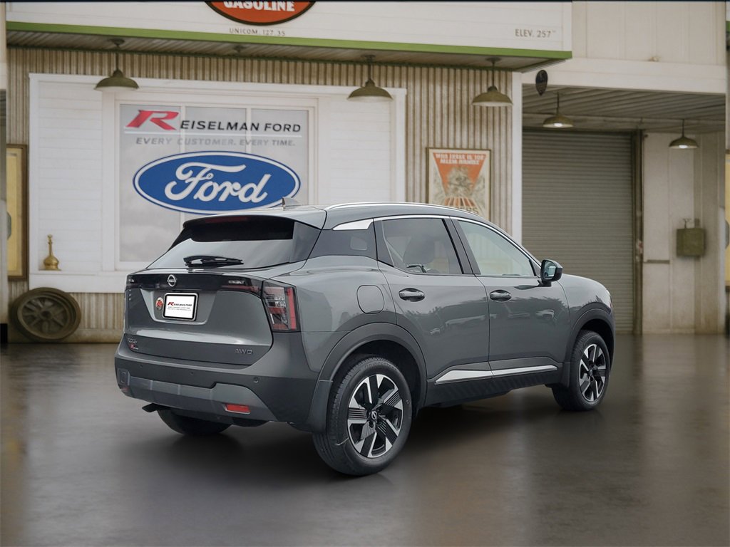 Used 2025 Nissan Kicks SV w/ SV Premium Package image 26