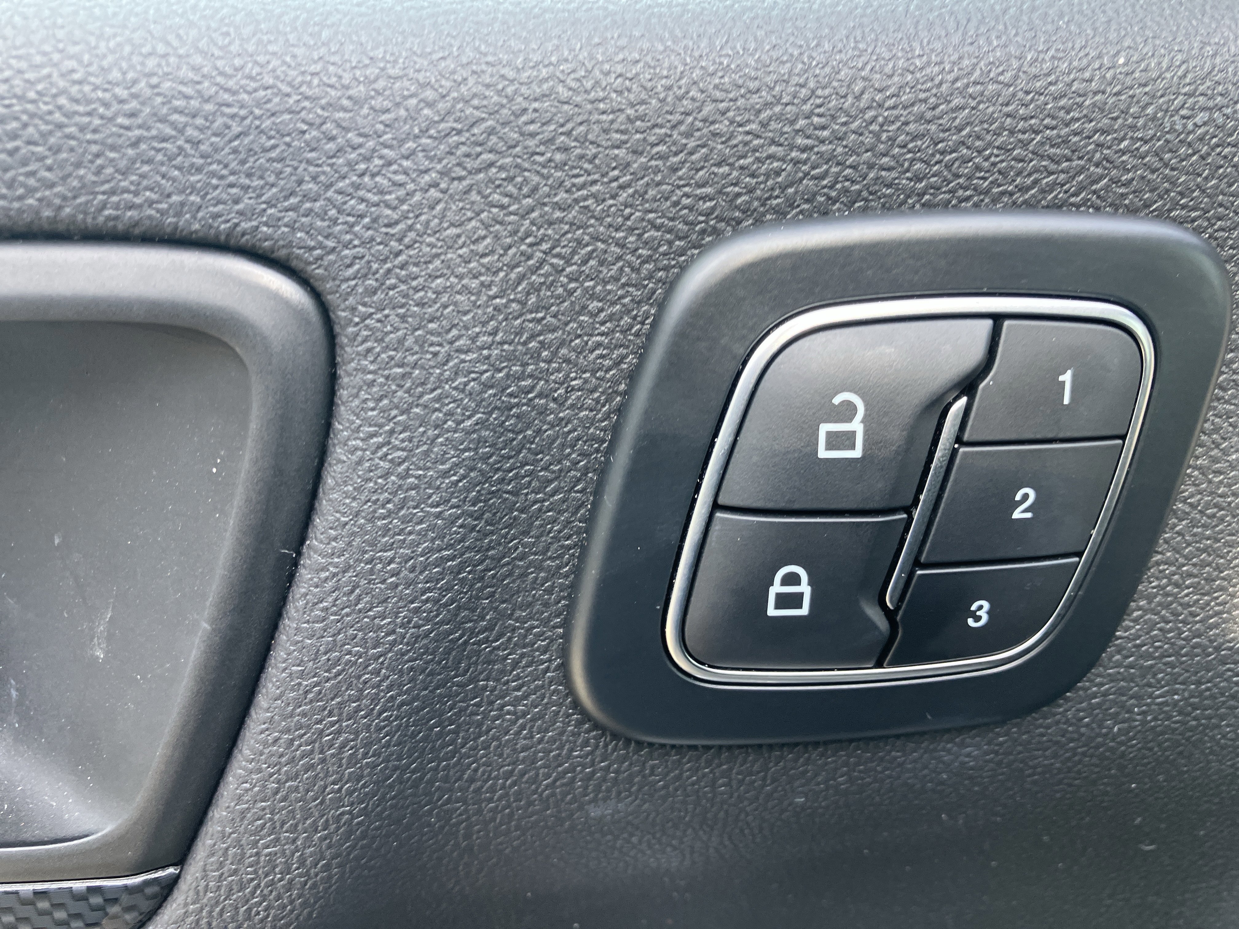 Certified 2024 Ford Escape ST-Line Elite AWD/4WD image 19