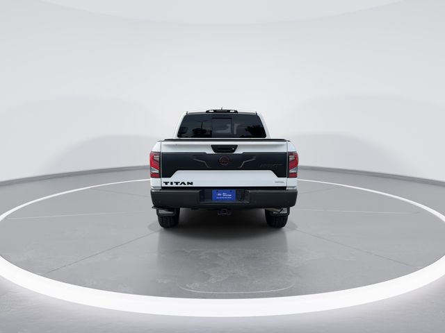Used 2023 Nissan Titan PRO-4X w/ Pro-4x Convenience Package AWD/4WD image 6