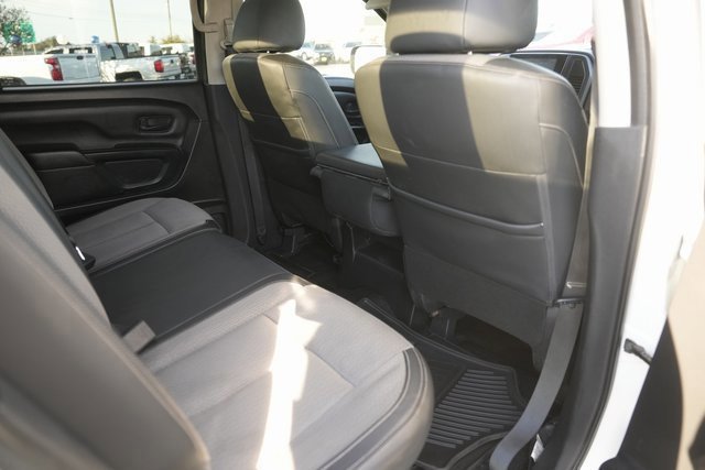 Used 2021 Nissan Titan S w/ S Utility Package image 14