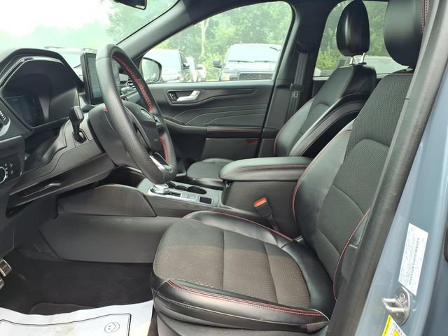 Certified 2023 Ford Escape ST-Line w/ Tech Pack #1 AWD/4WD image 12