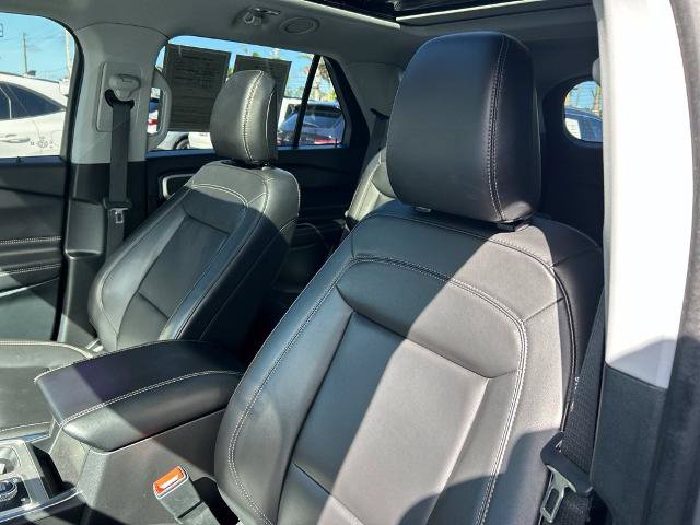 Certified 2024 Ford Explorer XLT w/ Equipment Group 202A AWD/4WD image 22