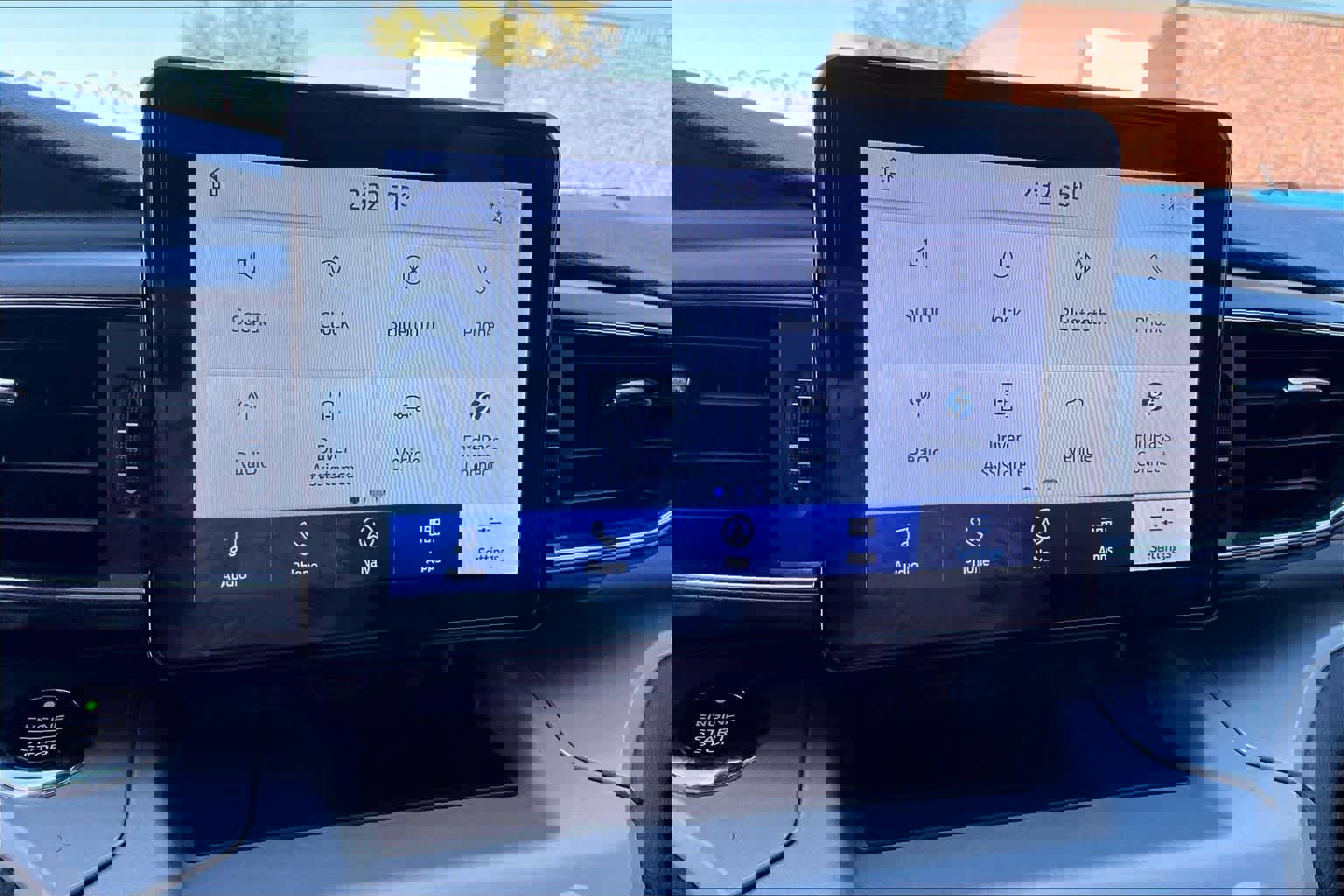 Certified 2021 Ford Explorer XLT w/ Equipment Group 202A image 32