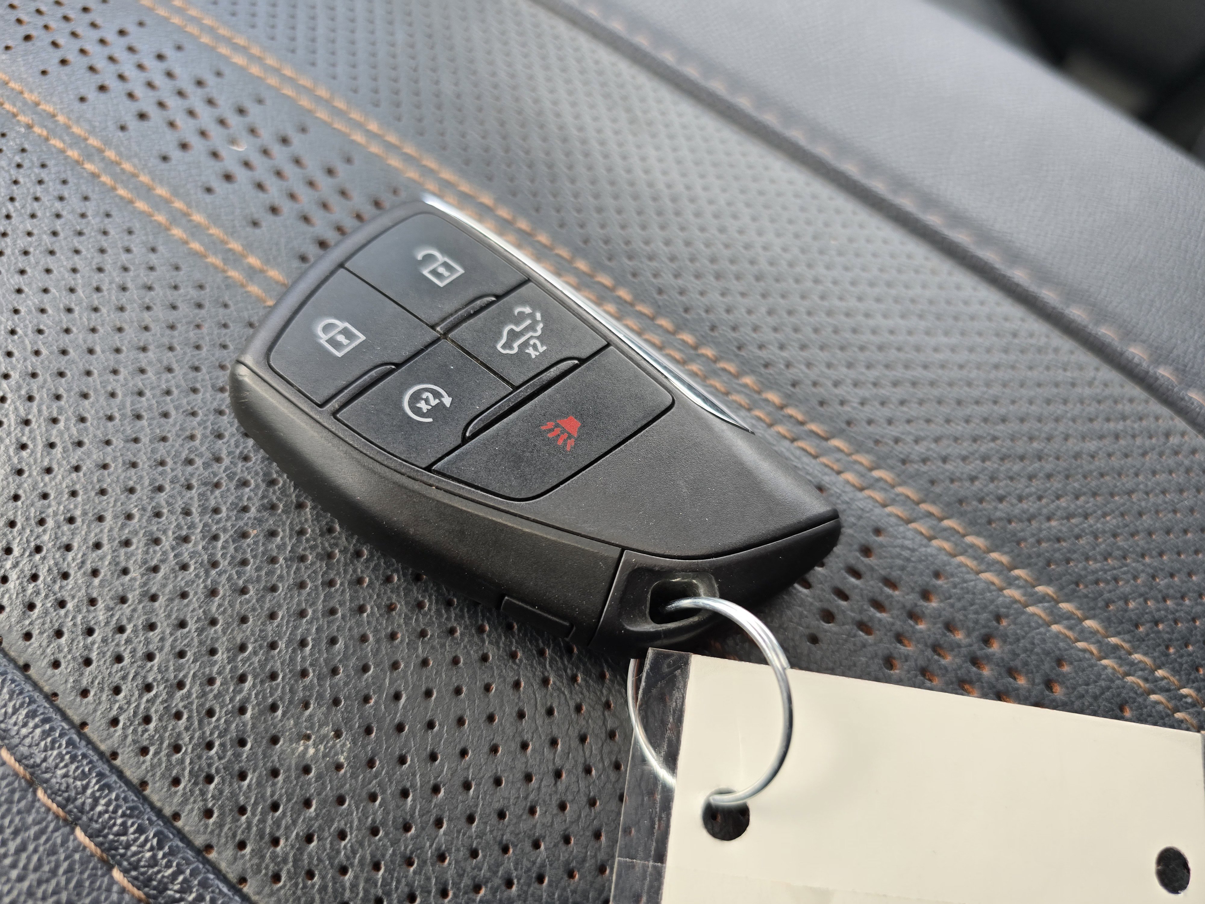 Used 2024 Chevrolet Silverado 1500 High Country w/ High Country Premium Package AWD/4WD image 31