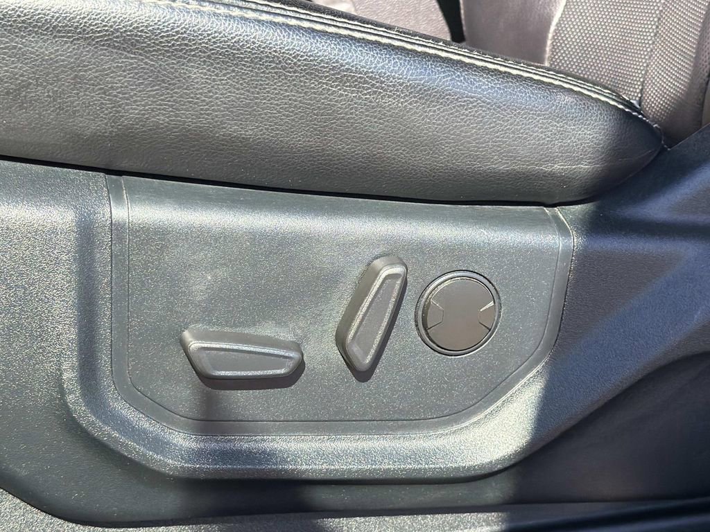 Certified 2021 Ford F250 Lariat image 22