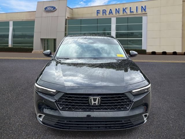 Used 2025 Honda Accord Touring image 2