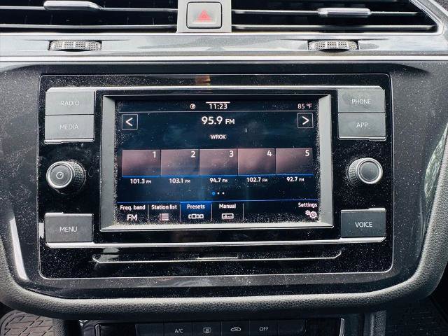 Used 2021 Volkswagen Tiguan S FWD image 12