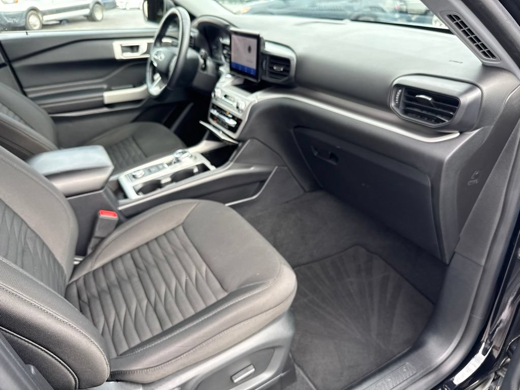 Certified 2021 Ford Explorer XLT AWD/4WD image 35