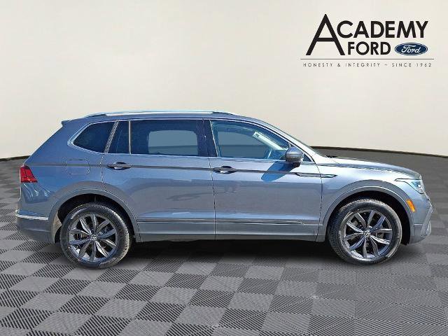 Used 2022 Volkswagen Tiguan SE AWD/4WD image 7