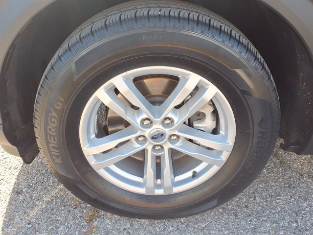 Certified 2024 Ford Explorer XLT w/ Equipment Group 202A AWD/4WD image 28