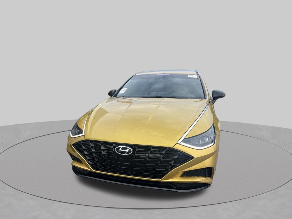 Used 2021 Hyundai Sonata SEL Plus FWD image 2