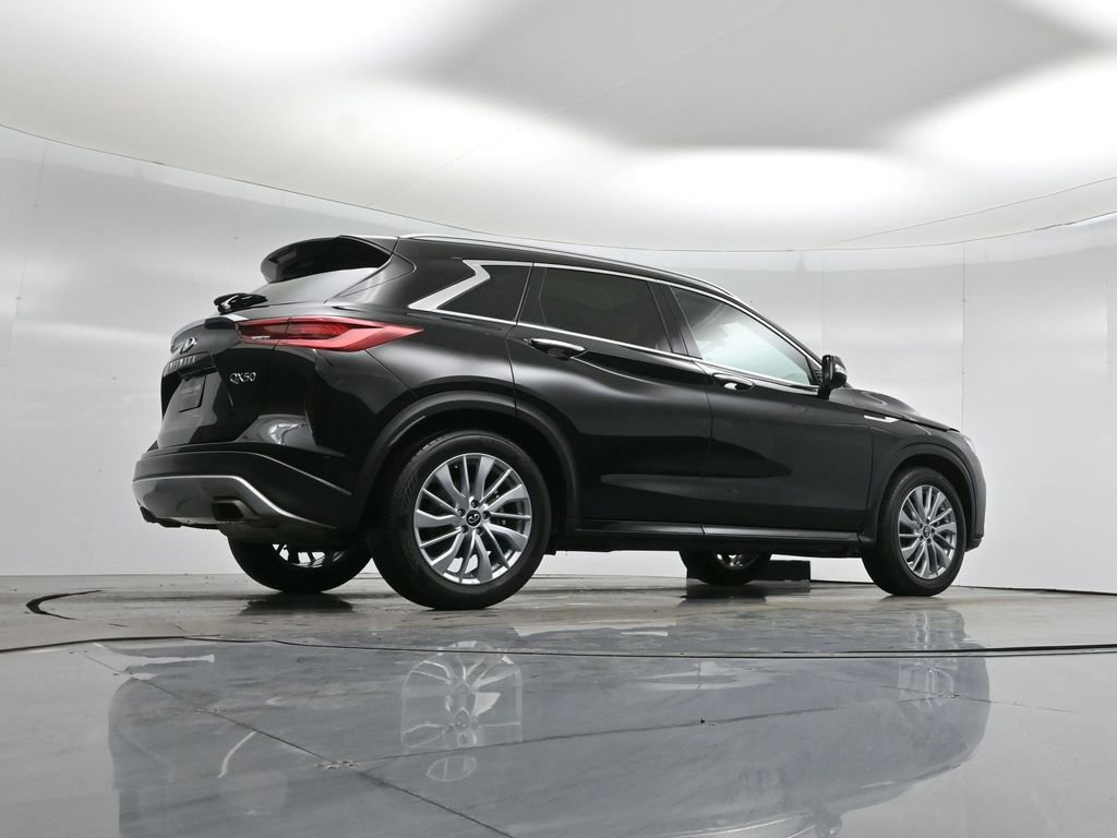 Used 2024 INFINITI QX50 Luxe image 18