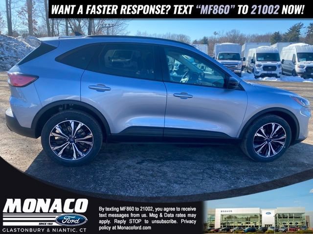 Certified 2022 Ford Escape SE w/ SE Sport Appearance Package image 6