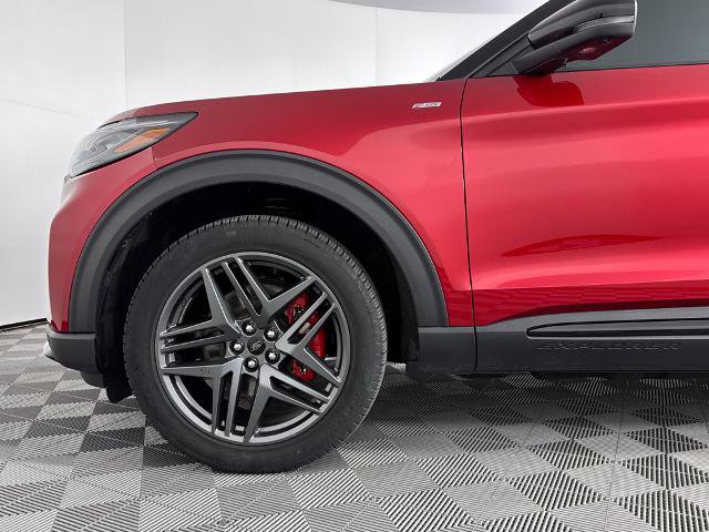 Certified 2025 Ford Explorer ST-Line w/ ST-Line Street Pack image 20