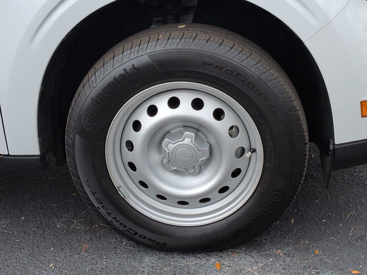 Certified 2025 Ford Maverick XL image 11