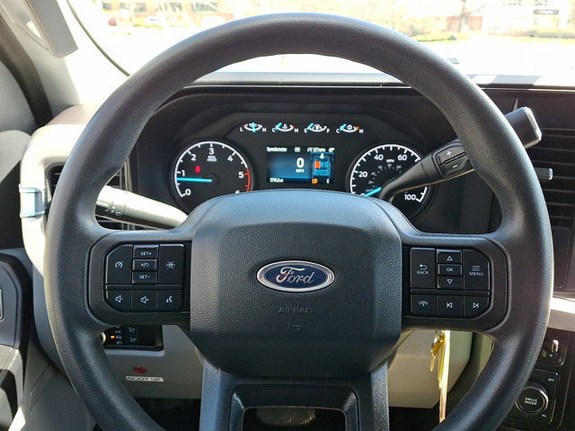 Certified 2025 Ford F550 L Pack Mason Dump w/ XL Chrome Package image 24