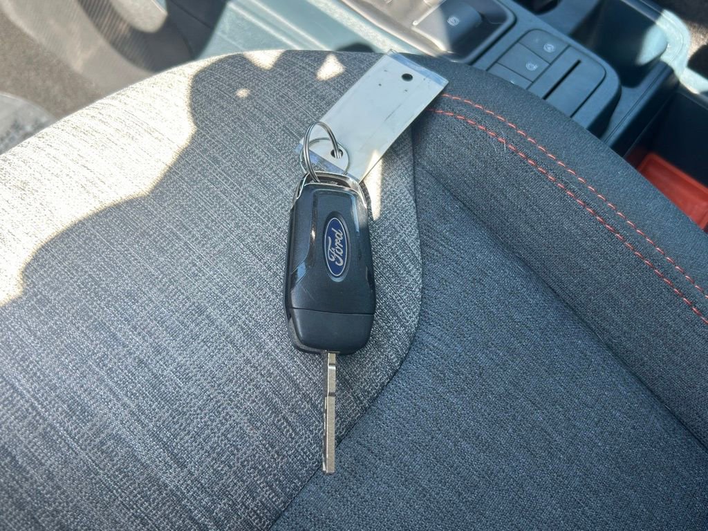 Certified 2022 Ford Maverick XLT w/ XLT Luxury Package image 42