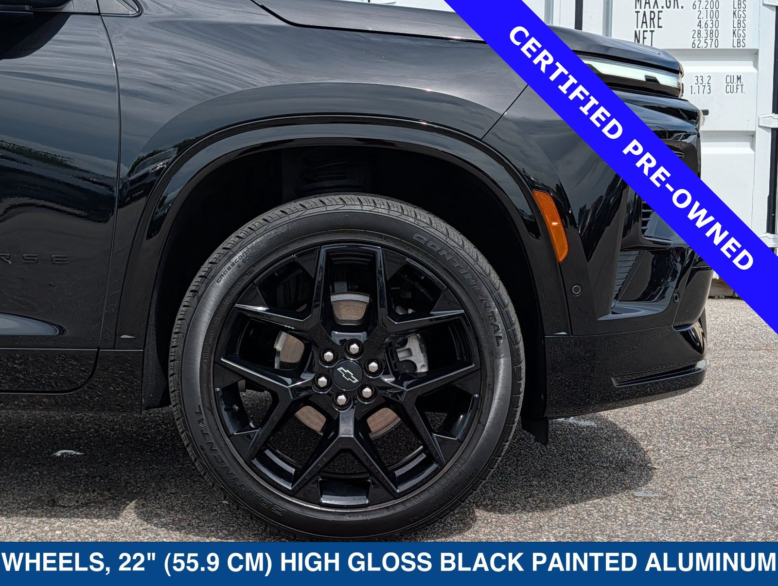 Used 2024 Chevrolet Traverse RS FWD image 12