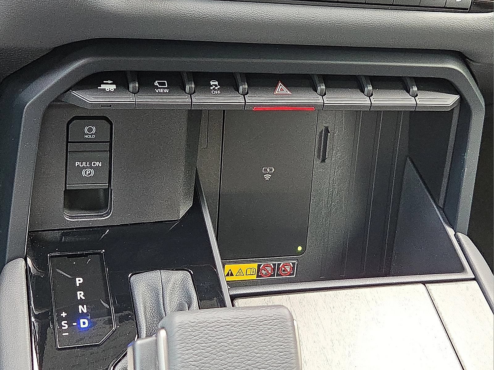 Used 2026 Toyota Sequoia Capstone AWD/4WD image 18
