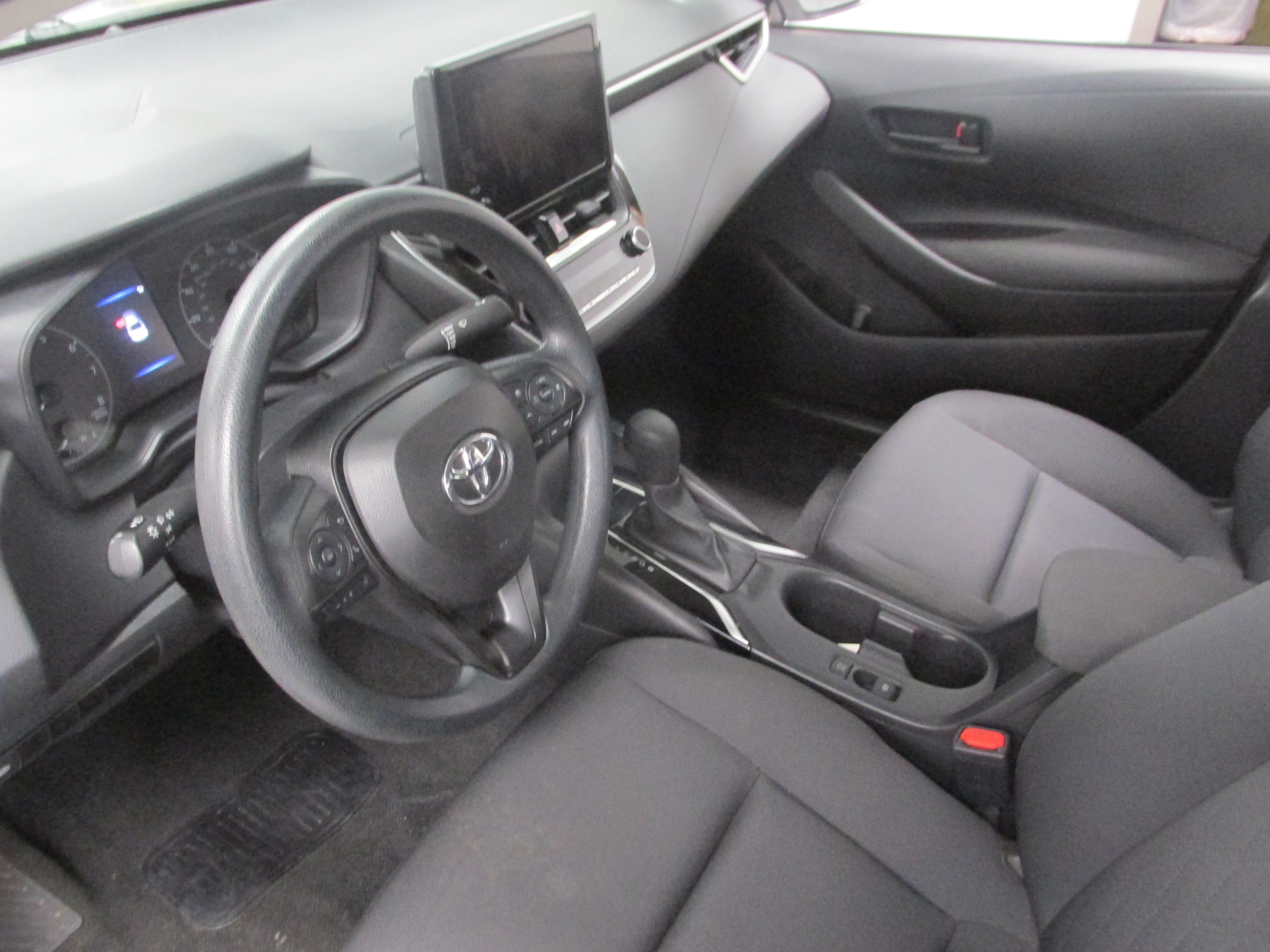 Used 2024 Toyota Corolla LE FWD image 22