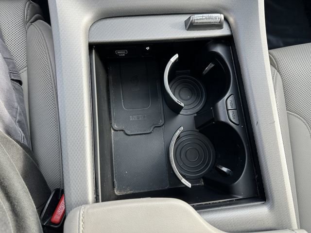 Used 2023 Hyundai Palisade Limited AWD/4WD image 25