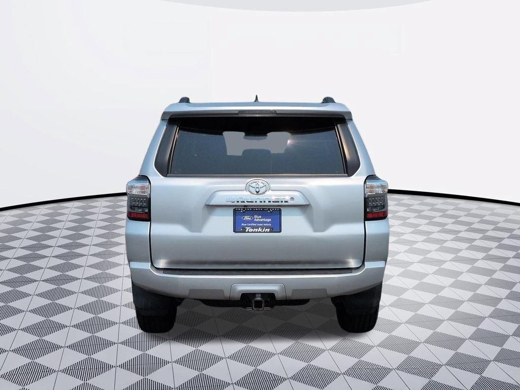 Used 2021 Toyota 4Runner SR5 RWD image 4