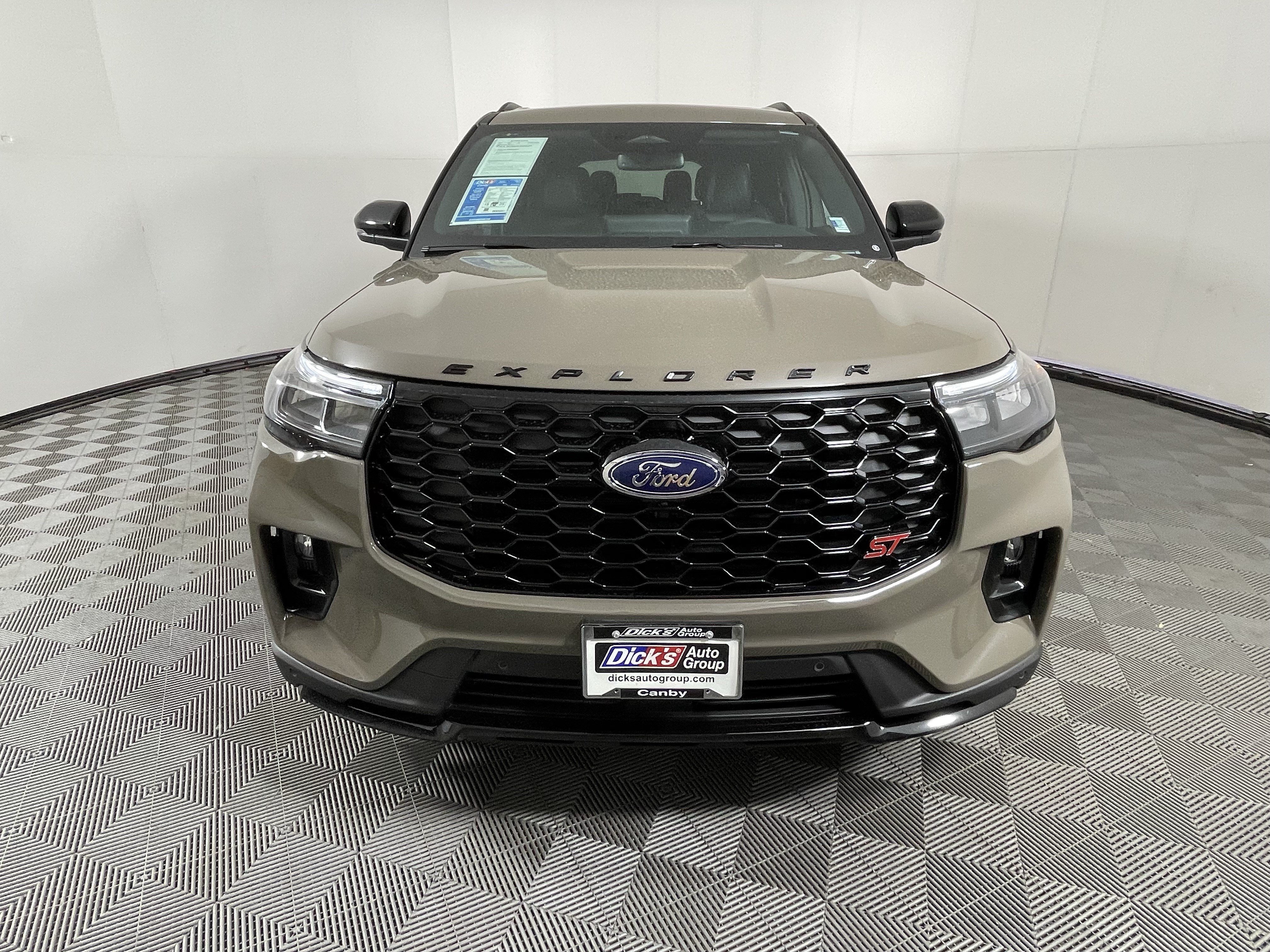 Certified 2026 Ford Explorer ST w/ Sun And Sound Package AWD/4WD image 9