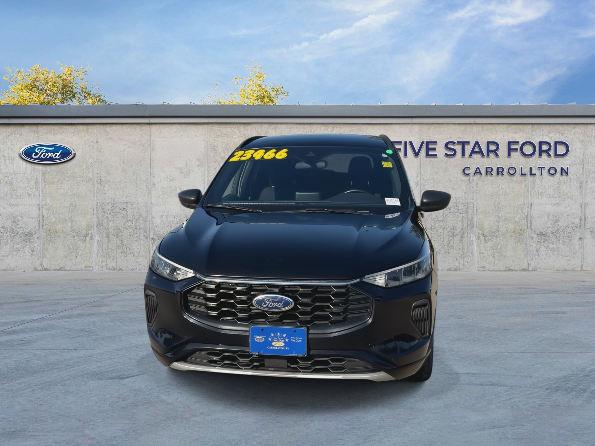 Certified 2023 Ford Escape ST-Line AWD/4WD image 3
