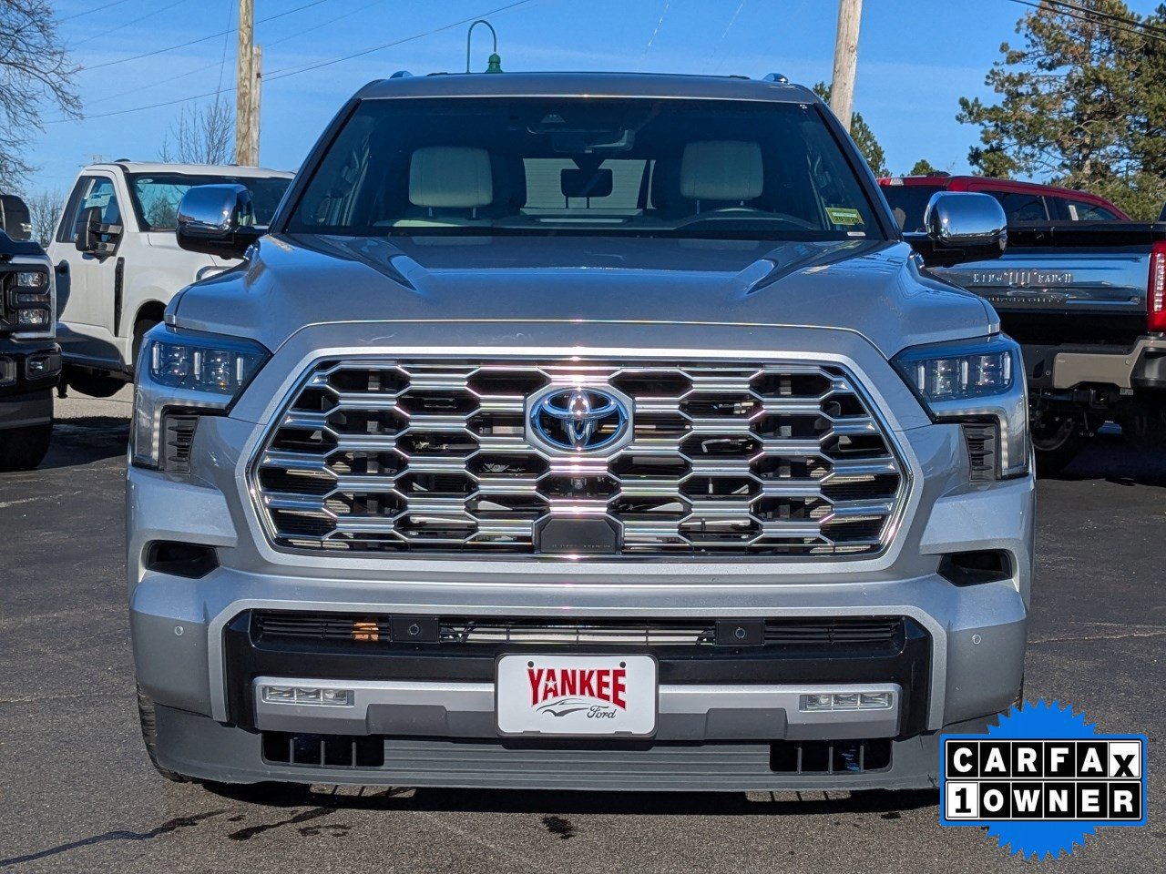 Used 2023 Toyota Sequoia Capstone image 8