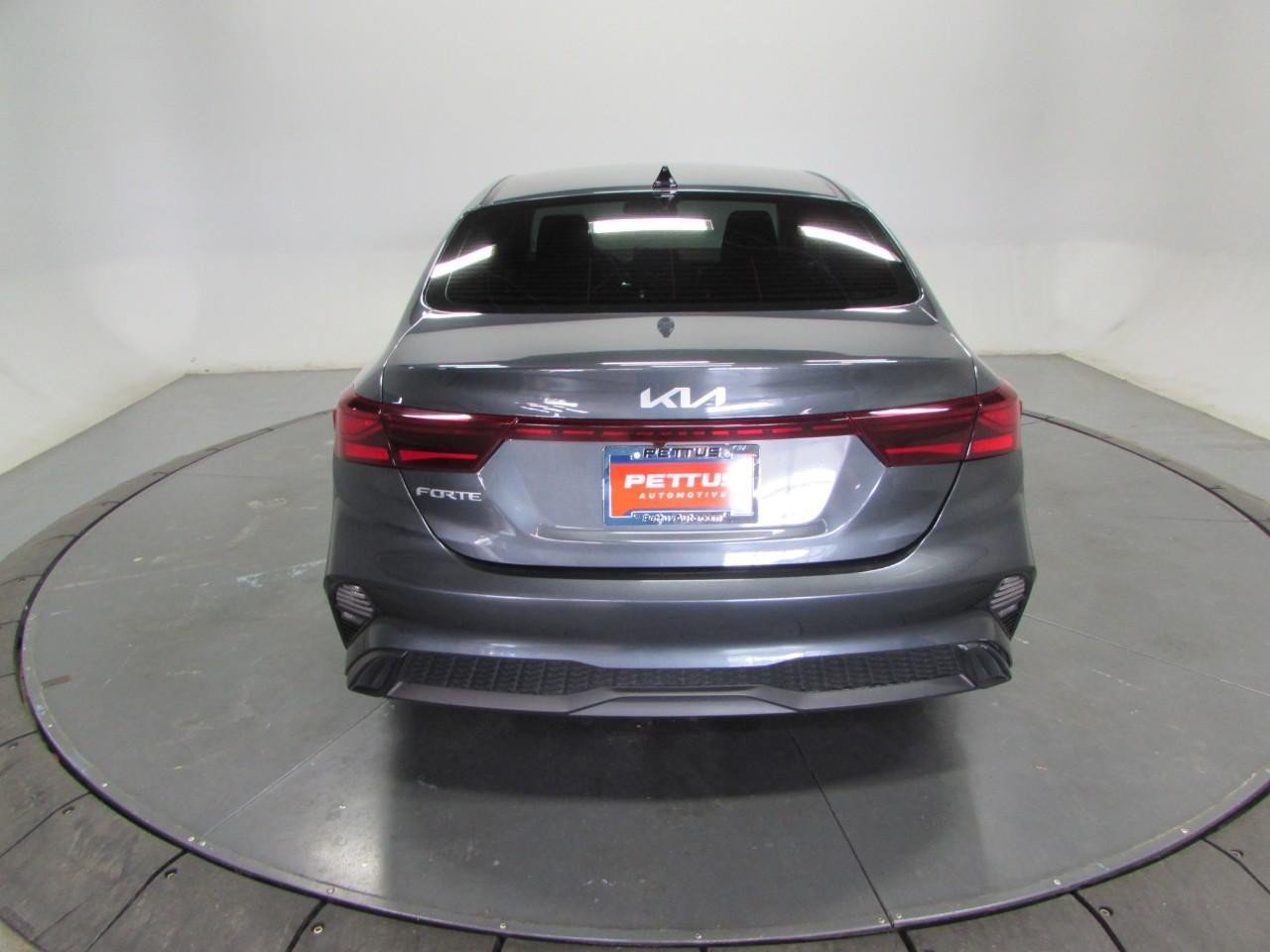 Used 2024 Kia Forte LXS FWD image 6