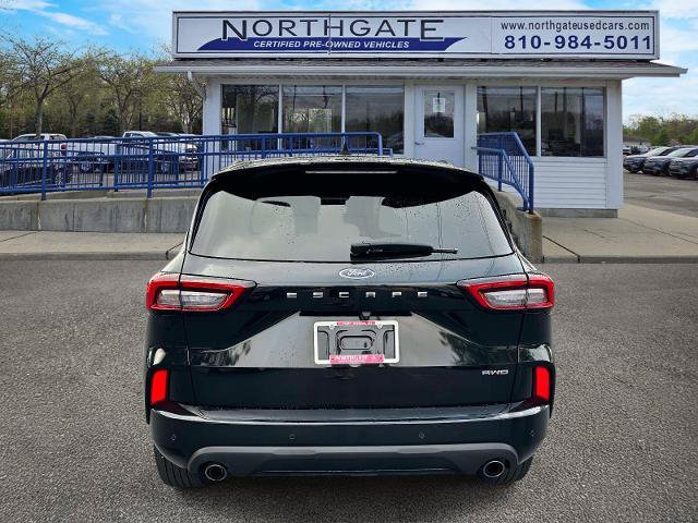 Certified 2023 Ford Escape ST-Line w/ Tech Pack #1 AWD/4WD image 3