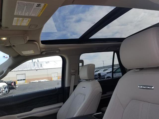 Certified 2023 Ford Expedition Platinum image 15