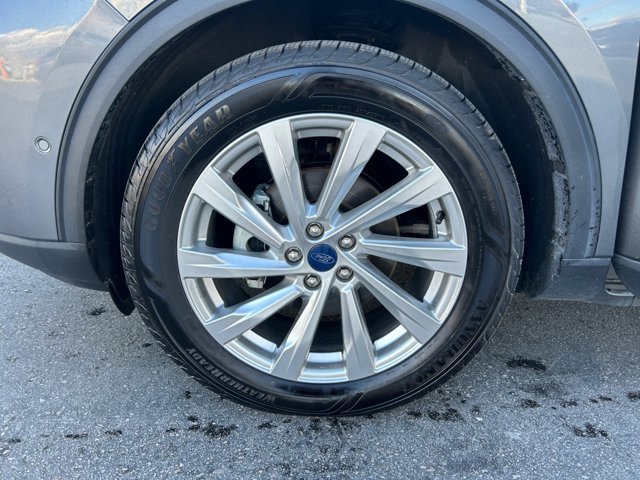 Certified 2022 Ford Escape Titanium w/ Titanium Elite Package image 26