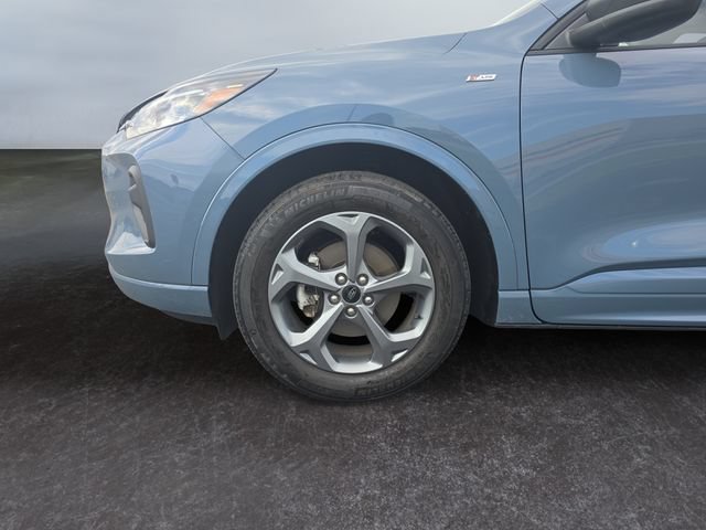 Certified 2023 Ford Escape ST-Line w/ Tech Pack #1 AWD/4WD image 14