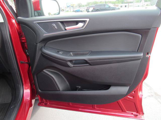 Certified 2024 Ford Edge SEL w/ Convenience Package AWD/4WD image 39