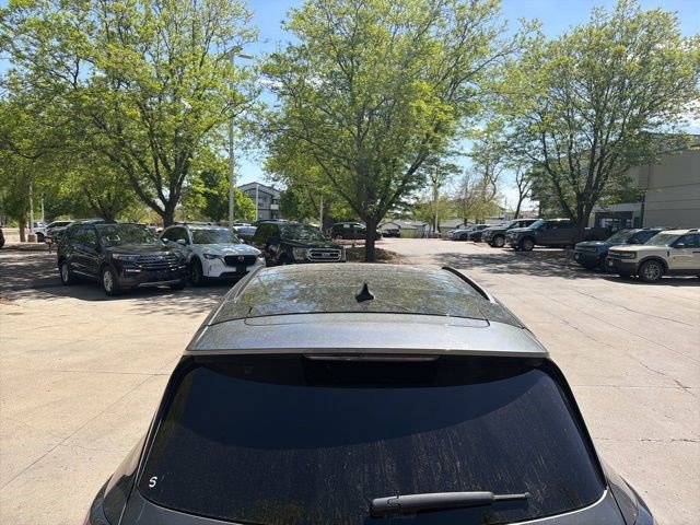 Certified 2022 Ford Escape SEL w/ SEL Stealth AWD Package image 6