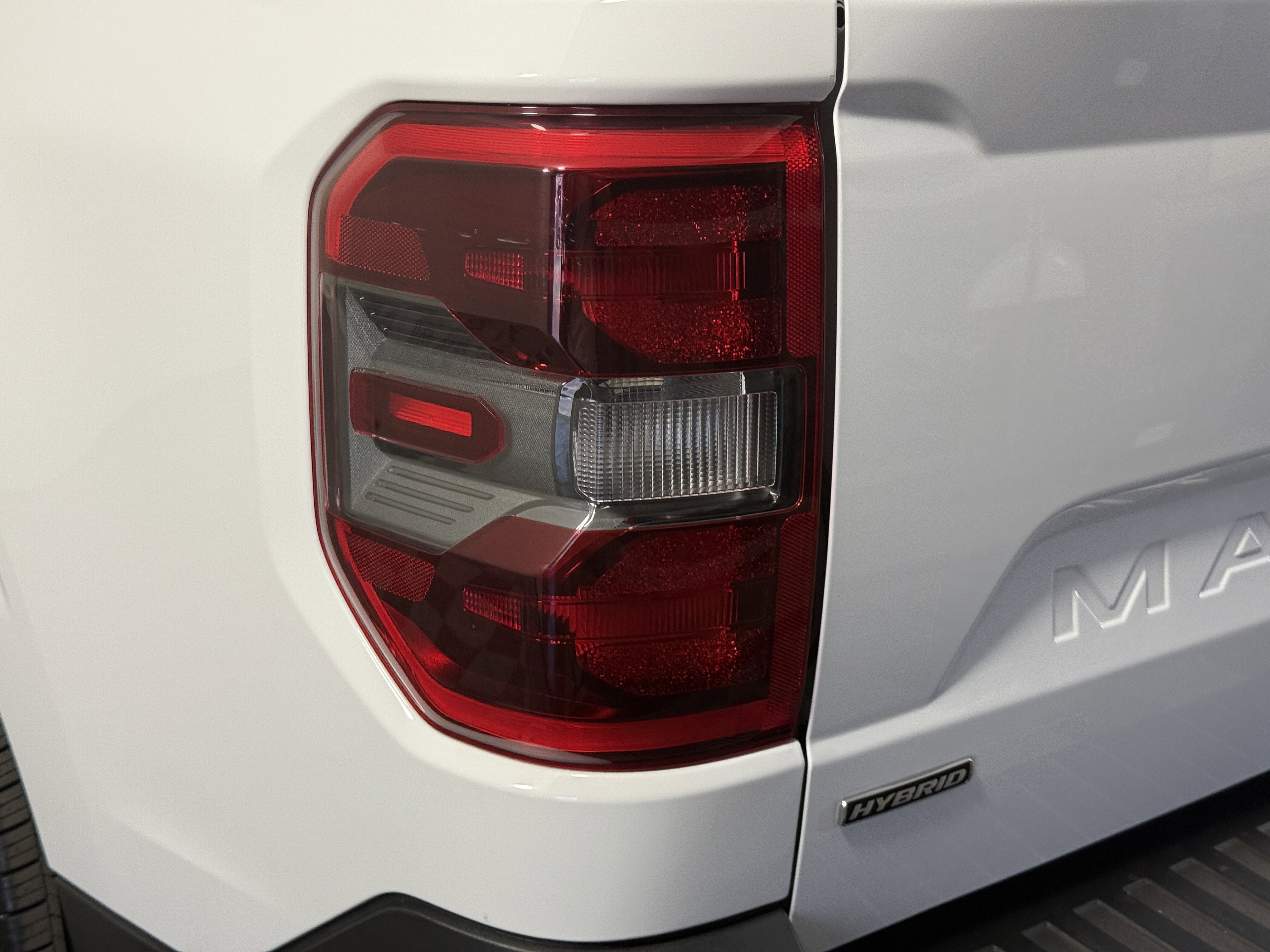 Certified 2024 Ford Maverick Lariat w/ Black Appearance Package FWD image 8