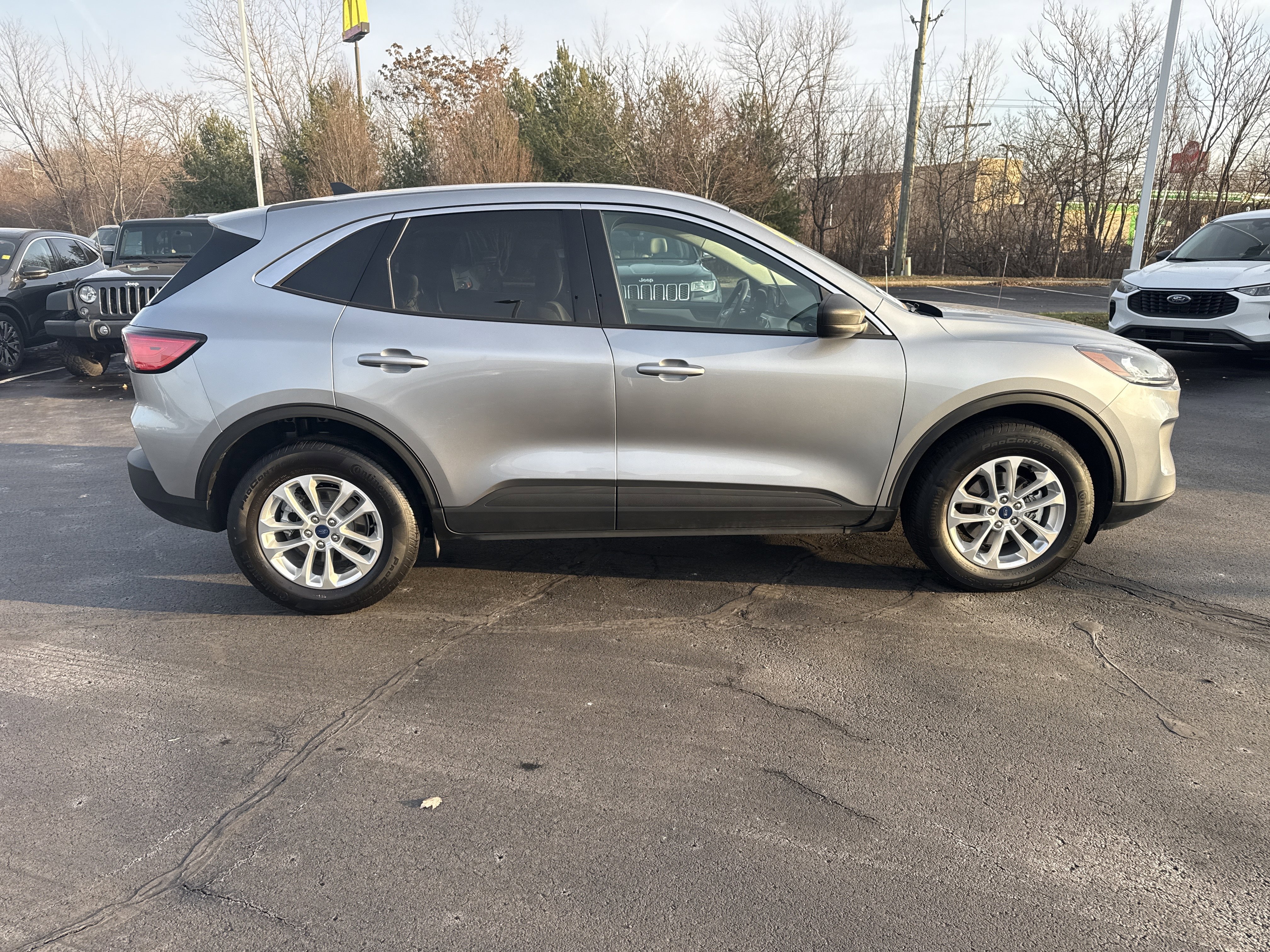 Certified 2022 Ford Escape SE w/ Convenience Package image 11