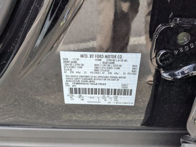 Certified 2025 Ford Explorer Platinum w/ Ultimate Package image 32