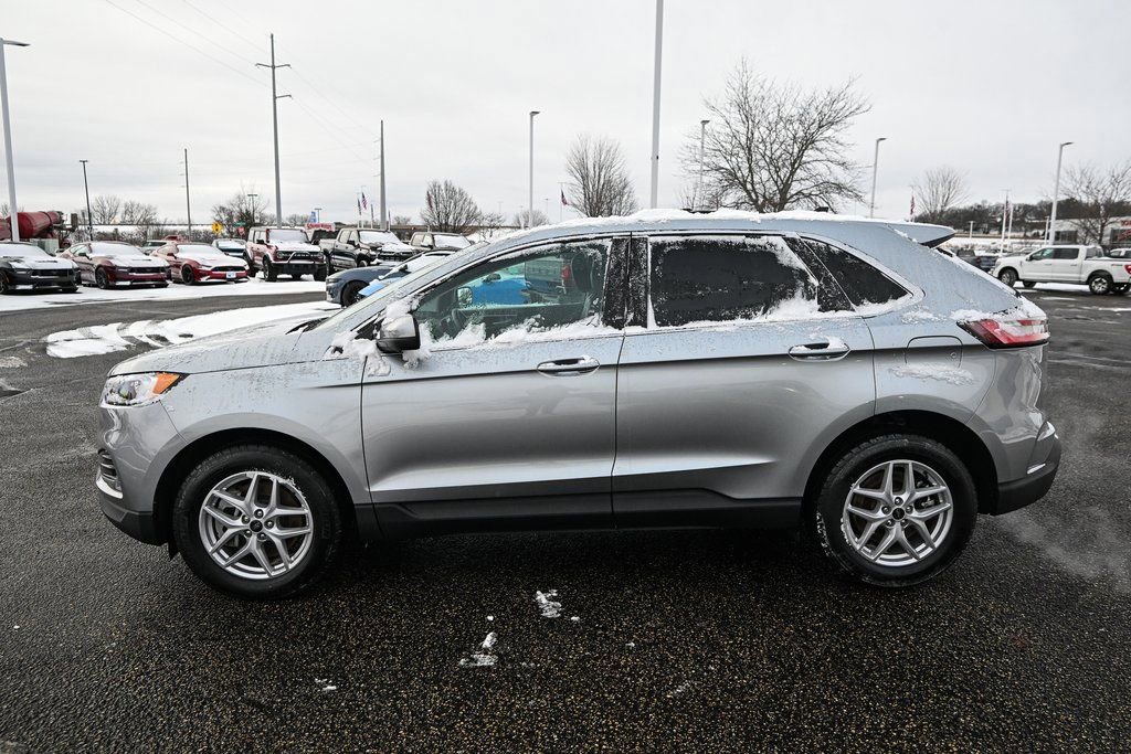 Certified 2024 Ford Edge SEL w/ Convenience Package image 4
