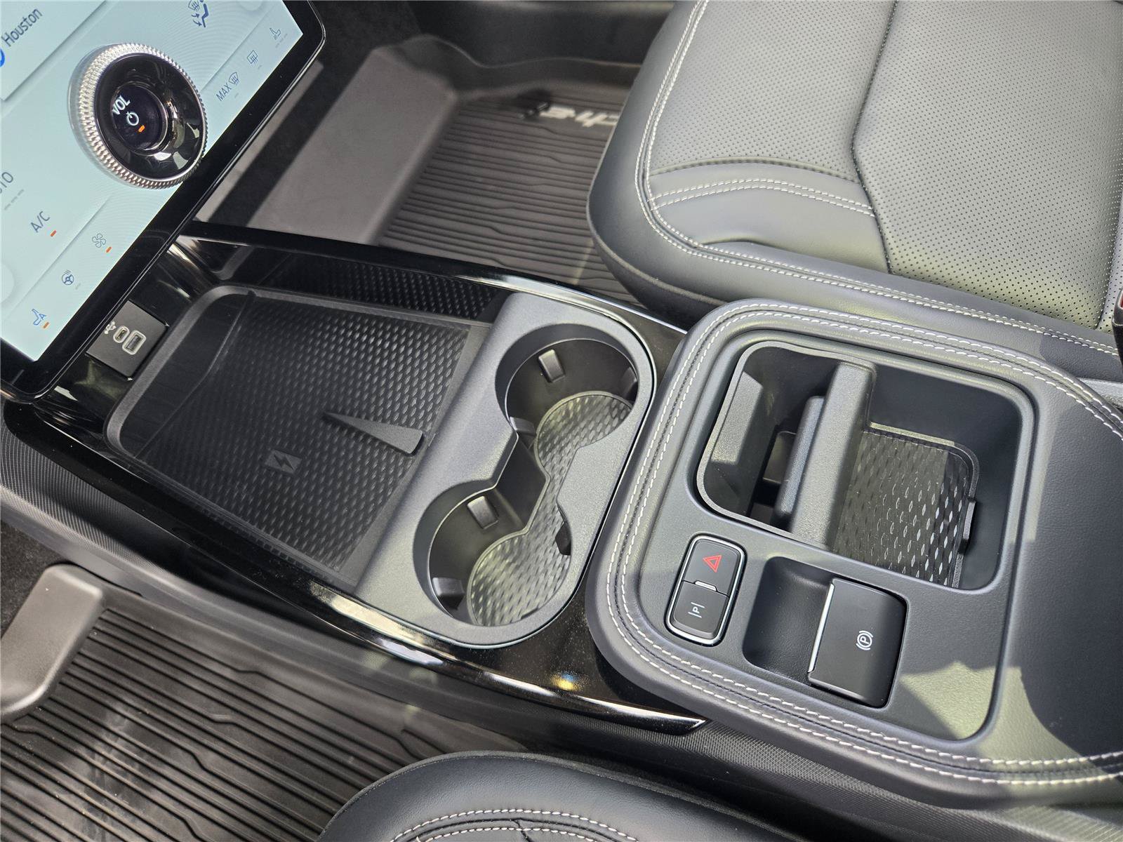 Certified 2025 Ford Mustang Mach-E Premium AWD/4WD image 18