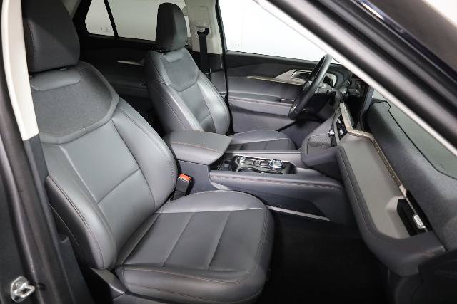 Certified 2026 Ford Explorer Active w/ Active Comfort Package AWD/4WD image 9