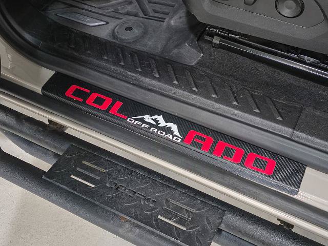 Used 2023 Chevrolet Colorado Trail Boss AWD/4WD image 20