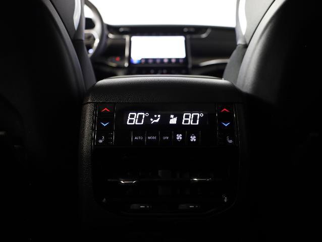 Used 2024 Jeep Grand Cherokee L Overland w/ Luxury Tech Group IV image 22