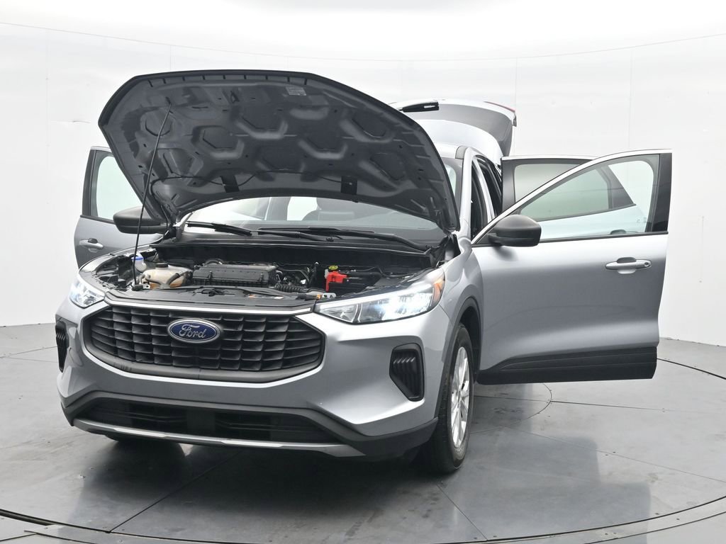 Certified 2024 Ford Escape Active w/ Cold Weather Package FWD image 23