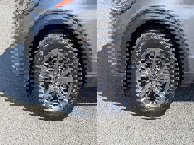 Certified 2025 Ford Explorer Active w/ Active Comfort Package image 11